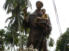Statue of Saint Anthony
